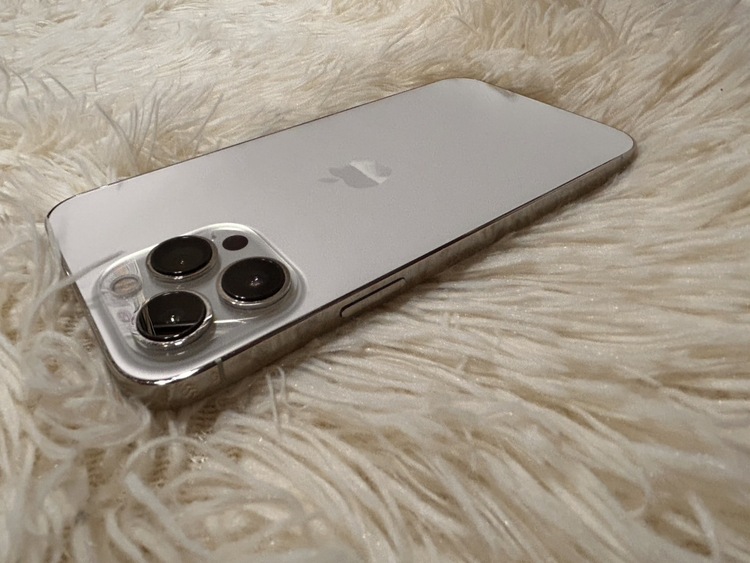 iPhone 13 Pro Max 512GB Softbank（スマホ）の商品画像 - 査定依頼日：2026年3月11日 - 最高査定価格：64,000円