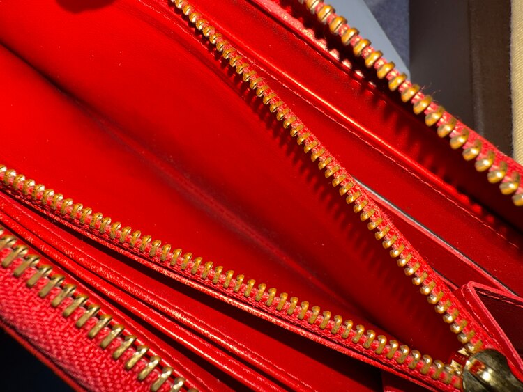 LOUIS VUITTON 長財布　ヴェルニ ジッピー（ブランド財布・小物）の商品画像 - 査定依頼日：2025年3月18日 - 最高査定価格：15,000円