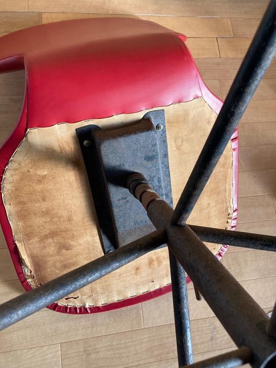 天童材木　カブトチェアー（美術品・骨董品）の商品画像 - 査定依頼日：2026年3月17日 - 最高査定価格：5,000円