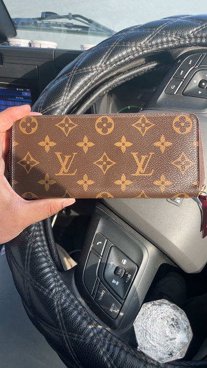 ルイヴィトン モノグラム （ブランドバッグ）の商品画像 - 査定依頼日：2025年9月10日 - 最高査定価格：45,000円