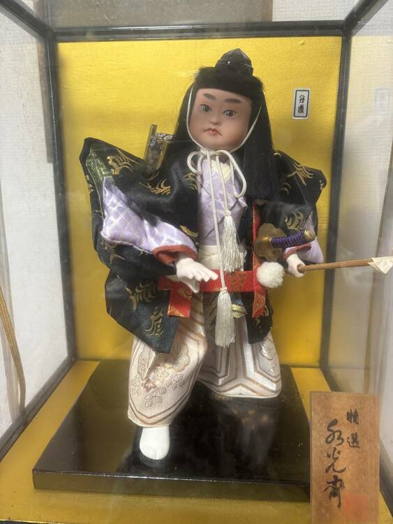 5月人形一式（美術品・骨董品）の商品画像 - 査定依頼日：2026年7月20日 - 最高査定価格：3,000円