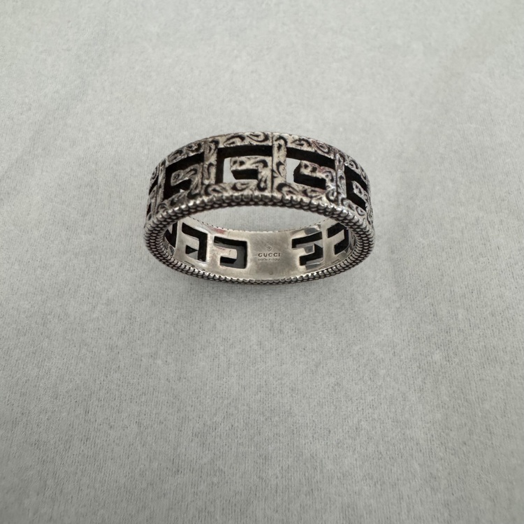 グッチ  （ブランドバッグ）の商品画像 - 査定依頼日：2025年11月29日 - 最高査定価格：15,000円