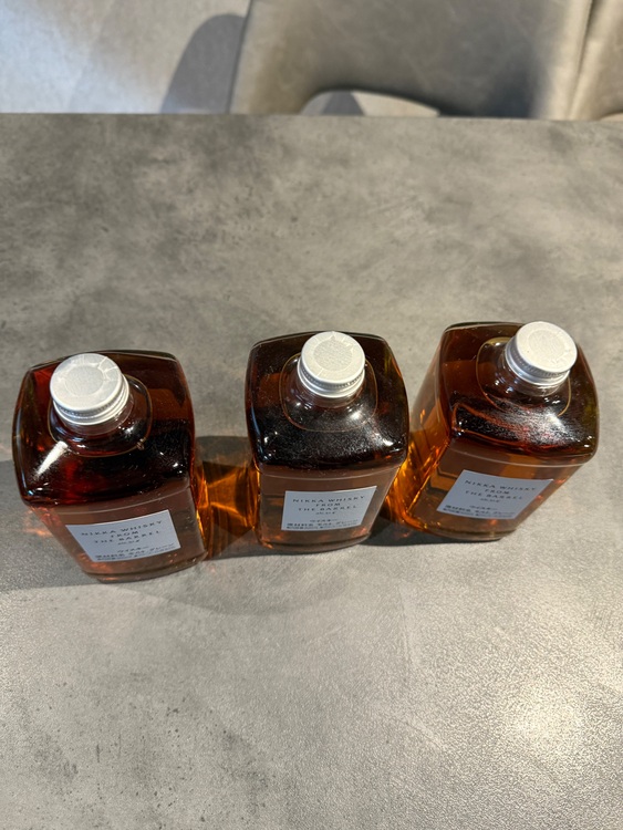 フロムザバレル（お酒）の商品画像 - 査定依頼日：2025年11月25日 - 最高査定価格：9,000円