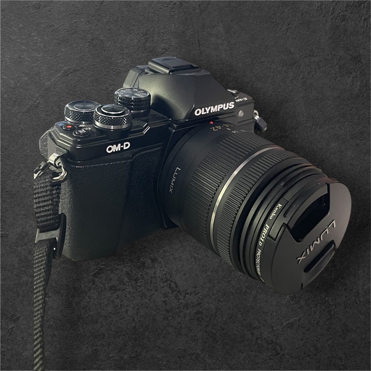 OLYMPUS OM-D E-M10 Mark II （カメラ）の商品画像 - 査定依頼日：2026年4月9日 - 最高査定価格：24,000円