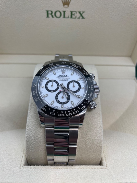 ロレックス デイトナ 116500lm（高級時計）の商品画像 - 査定依頼日：2025年6月18日 - 最高査定価格：4,120,000円