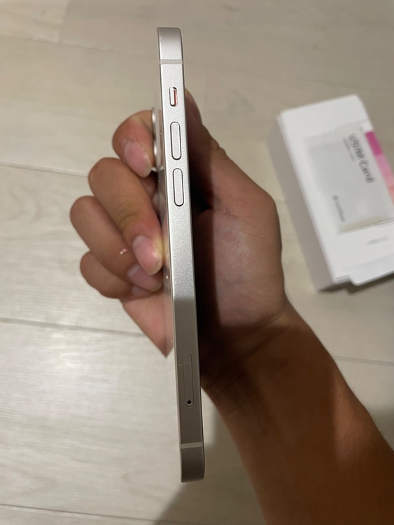 iPhone12（スマホ）の商品画像 - 査定依頼日：2026年7月30日 - 最高査定価格：5,000円