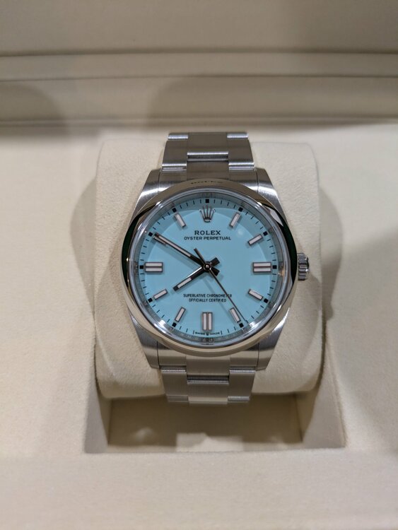 ターコイズ　36mm（高級時計）の商品画像 - 査定依頼日：2026年4月15日 - 最高査定価格：2,450,000円