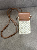 フォンポーチ（ブランド財布・小物）の商品画像 - 査定依頼日：2025年8月4日 - 最高査定価格：50,000円