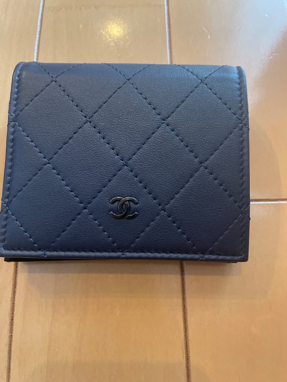 財布（ブランド財布・小物）の商品画像 - 査定依頼日：2025年8月28日 - 最高査定価格：50,000円