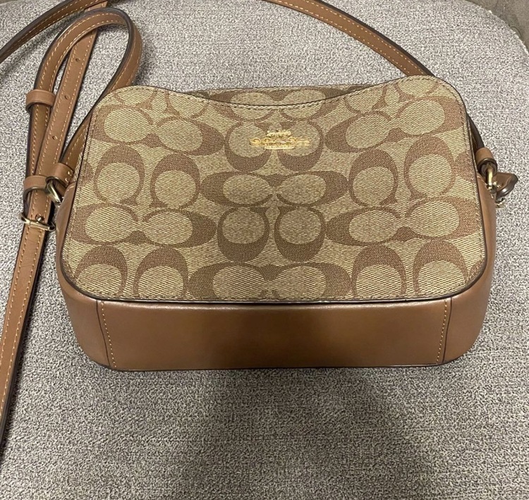 その他 コーチ （ブランドバッグ）の商品画像 - 査定依頼日：2026年2月21日 - 最高査定価格：2,500円