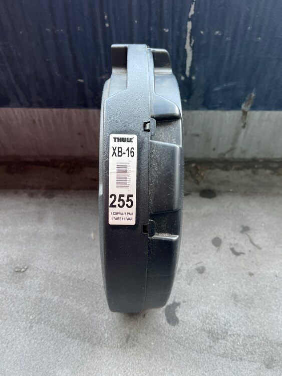 Thule XB-16（カー用品）の商品画像 - 査定依頼日：2025年3月30日 - 最高査定価格：500円