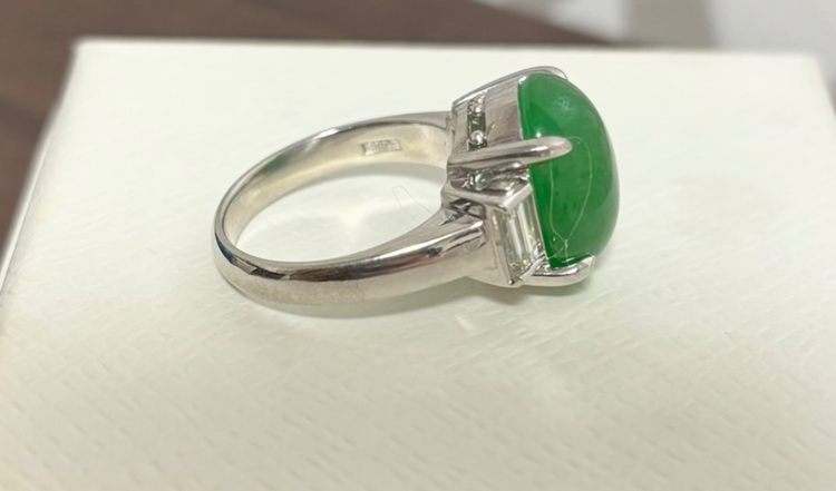 翡翠 プラチナ 指輪（宝石）の商品画像 - 査定依頼日：2025年11月24日 - 最高査定価格：150,000円