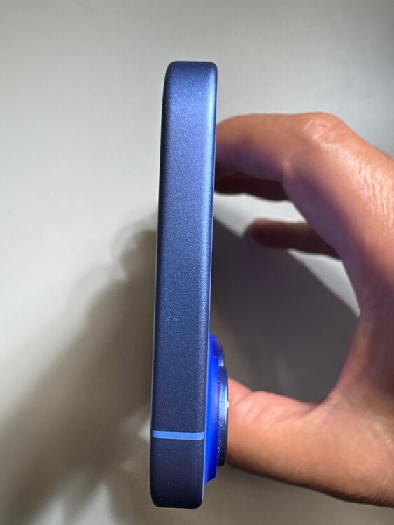 MYDU3J/A（スマホ）の商品画像 - 査定依頼日：2025年4月26日 - 最高査定価格：72,000円