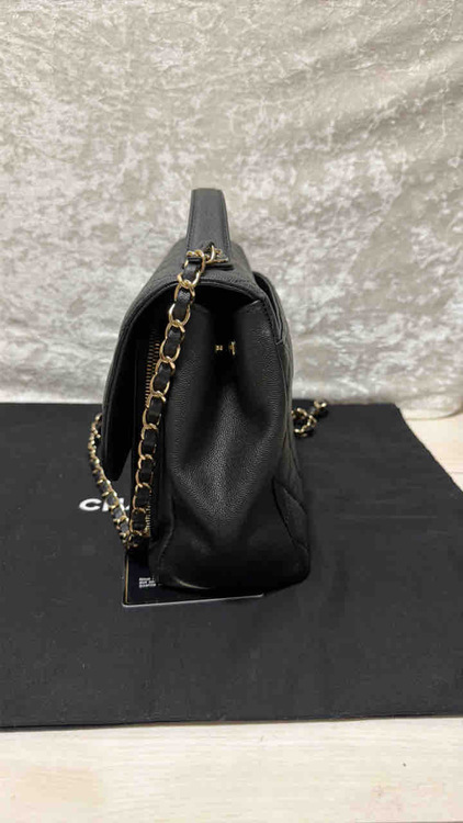 ビジネスアフィニティ　ラージ（ブランドバッグ）の商品画像 - 査定依頼日：2026年1月29日 - 最高査定価格：380,000円