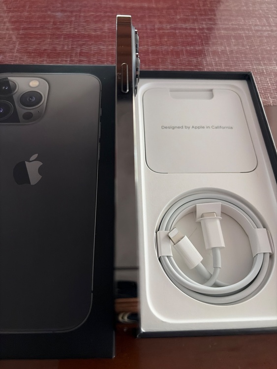 iPhone13Pro（スマホ）の商品画像 - 査定依頼日：2026年5月4日 - 最高査定価格：49,000円