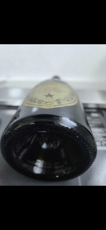 シャンパン ドン・ペリニヨン （お酒）の商品画像 - 査定依頼日：2026年3月17日 - 最高査定価格：30,000円