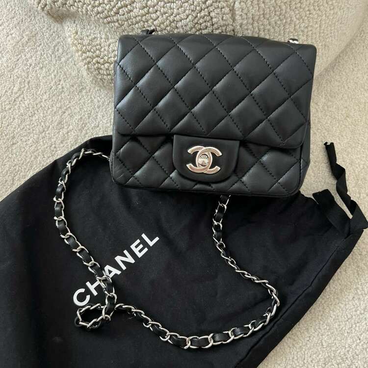 CHANEL A35200 Y04059 94305（ブランドバッグ）の商品画像 - 査定依頼日：2025年1月18日 - 最高査定価格：400,000円