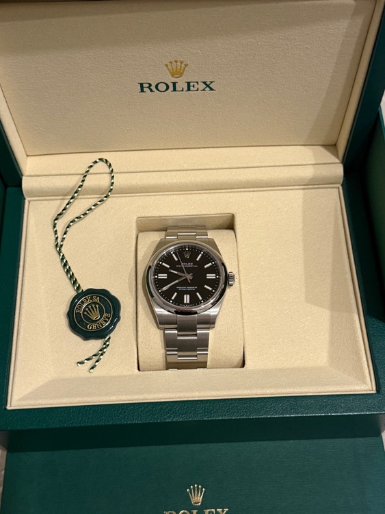 オイスターパーペチュアル（高級時計）の商品画像 - 査定依頼日：2026年2月18日 - 最高査定価格：1,450,000円