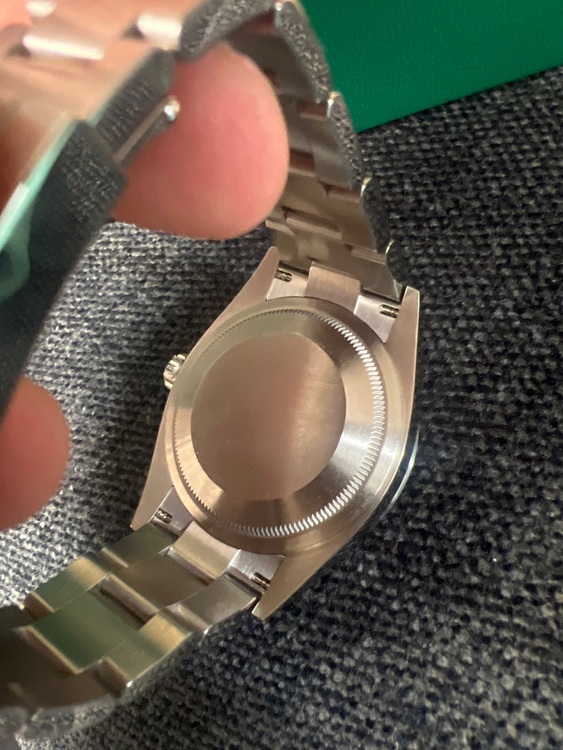 ロレックス エクスプローラー 124270（高級時計）の商品画像 - 査定依頼日：2025年9月24日 - 最高査定価格：1,250,000円