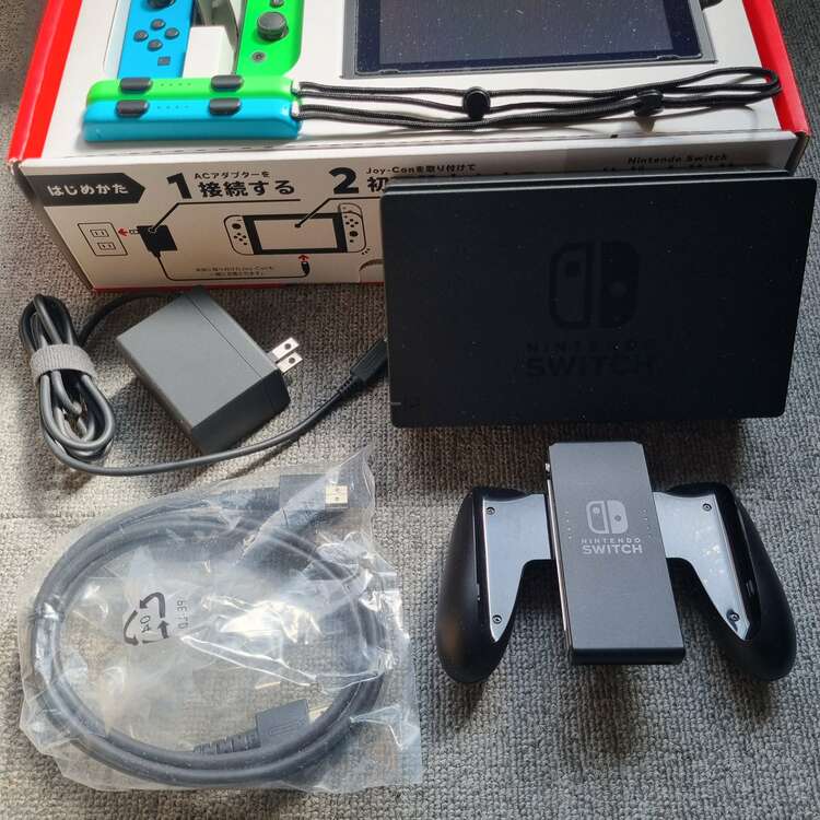 任天堂スウィッチ本体（ゲーム機本体・ゲームソフト）の商品画像 - 査定依頼日：2025年4月15日 - 最高査定価格：10,000円