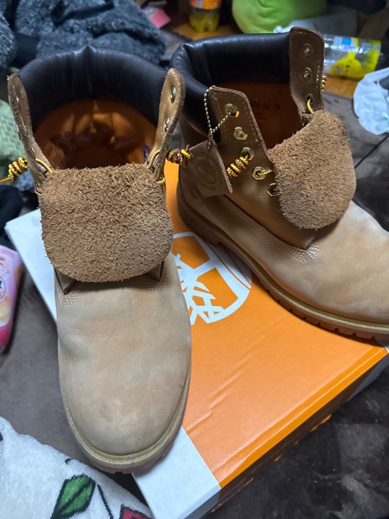 ティンバーランド6インチ プレミアム（古着・ファッション）の商品画像 - 査定依頼日：2026年1月20日 - 最高査定価格：100,000円