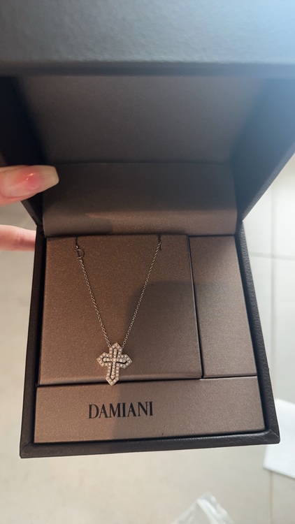 ダミアーニ　ベルエポック　（宝石）の商品画像 - 査定依頼日：2025年6月4日 - 最高査定価格：320,000円