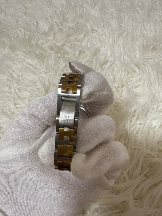 その他 その他 エルメス　くりっば（高級時計）の商品画像 - 査定依頼日：2025年3月31日 - 最高査定価格：35,000円