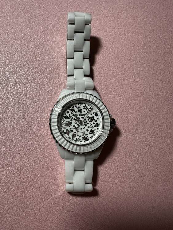 シャネル J12 （高級時計）の商品画像 - 査定依頼日：2025年5月9日 - 最高査定価格：650,000円