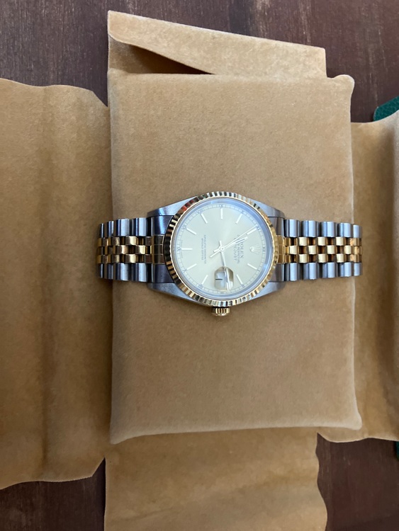 ロレックス デイトジャスト （高級時計）の商品画像 - 査定依頼日：2025年11月12日 - 最高査定価格：900,000円