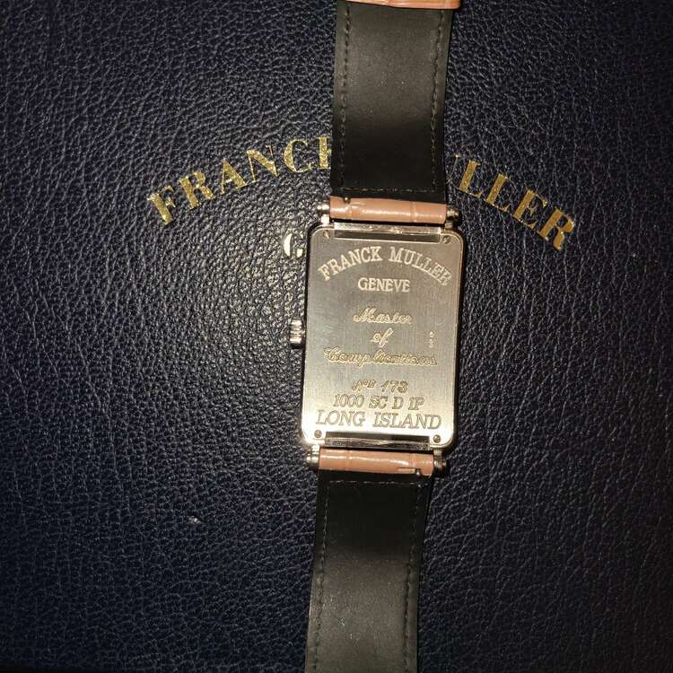 フランクミュラー ロングアイランド FR　1000SCD　1（高級時計）の商品画像 - 査定依頼日：2025年2月25日 - 最高査定価格：1,050,000円