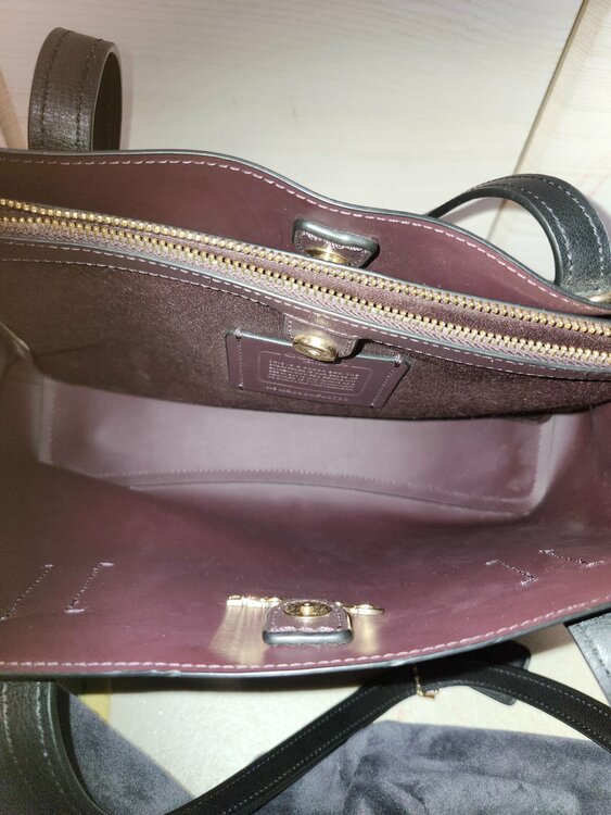 COACHレディース ハンドバッグ 2way（ブランドバッグ）の商品画像 - 査定依頼日：2026年2月11日 - 最高査定価格：2,500円