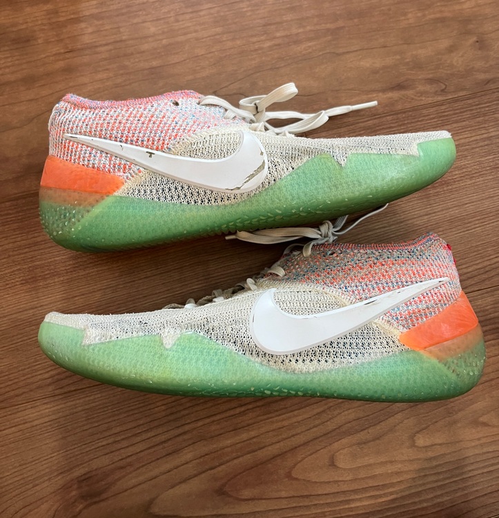 NIKE KOBE AD NXT 360 （古着・ファッション）の商品画像 - 査定依頼日：2025年10月19日 - 最高査定価格：100,000円