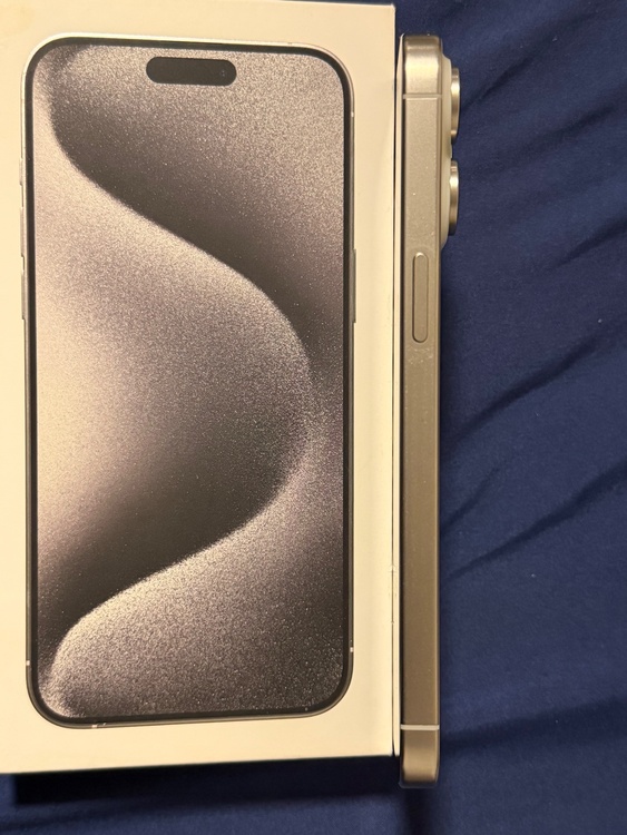 iphone15promax 256GB au（スマホ）の商品画像 - 査定依頼日：2026年2月13日 - 最高査定価格：103,000円