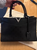 ヴァリージップトート（ブランドバッグ）の商品画像 - 最高査定価格：140,000円