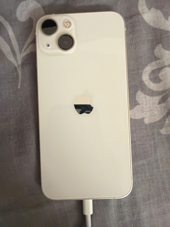 iPhone 13 128GB SIMフリー（スマホ）の商品画像 - 査定依頼日：2026年5月10日 - 最高査定価格：36,000円