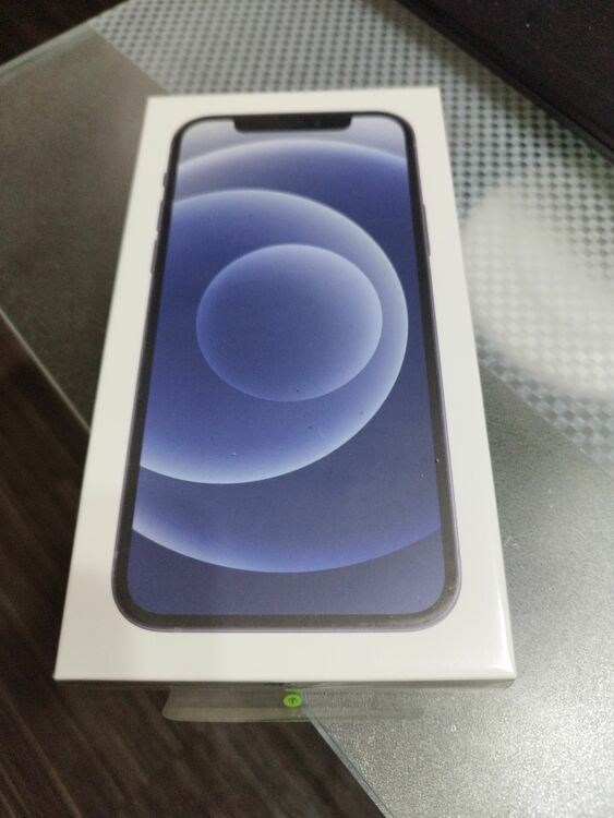 ブラック（スマホ）の商品画像 - 査定依頼日：2025年10月30日 - 最高査定価格：28,000円