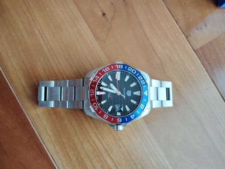 タグホイヤー アクアレーサー WAY201A BA0927（高級時計）の商品画像 - 査定依頼日：2025年11月2日 - 最高査定価格：280,000円