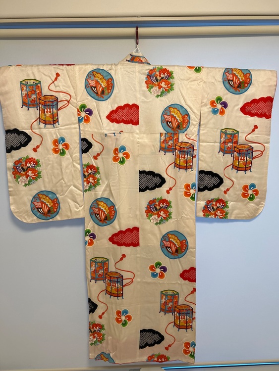 七五三（着物）の商品画像 - 査定依頼日：2025年11月27日 - 最高査定価格：1,000円