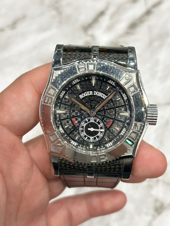 イージーダイバー 888本限定（高級時計）の商品画像 - 査定依頼日：2025年5月31日 - 最高査定価格：500,000円