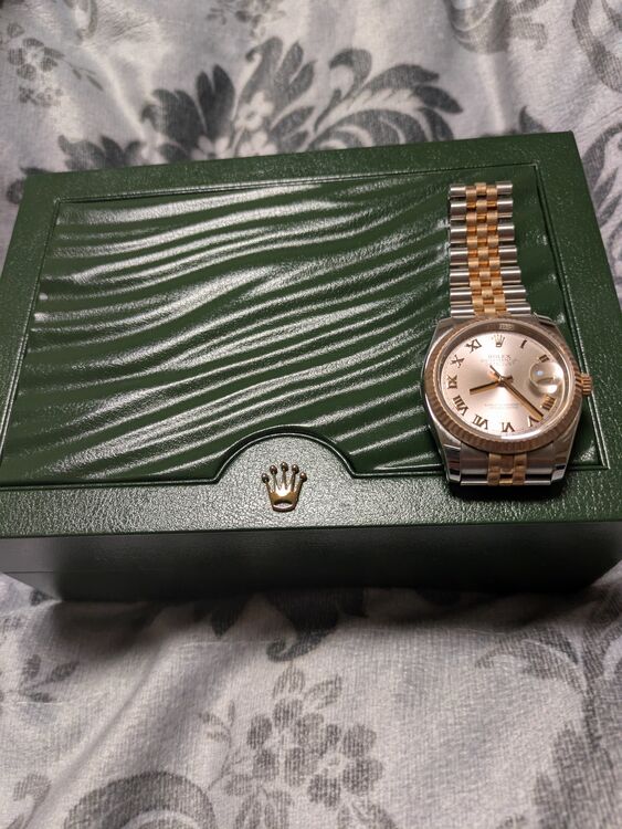 ロレックス パーペチュアルデイト 115F87W5（高級時計）の商品画像 - 査定依頼日：2025年9月22日 - 最高査定価格：2,000,000円