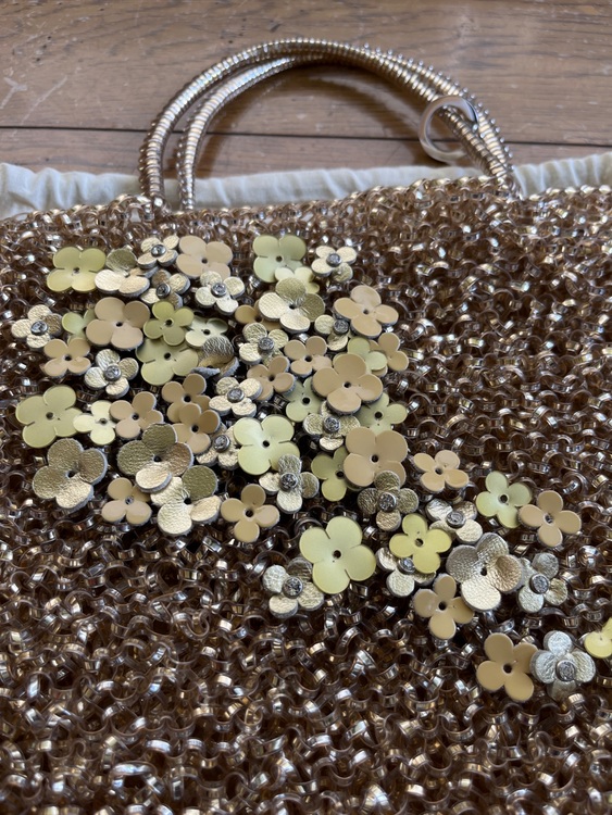 ワイヤーバッグ（ブランドバッグ）の商品画像 - 査定依頼日：2025年7月23日 - 最高査定価格：5,000円