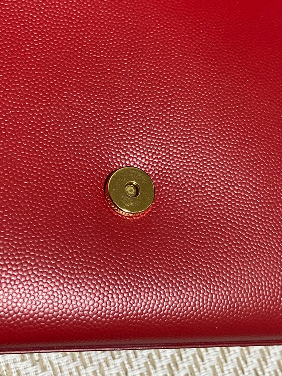 イブサンローラン  （ブランドバッグ）の商品画像 - 査定依頼日：2025年6月7日 - 最高査定価格：135,000円