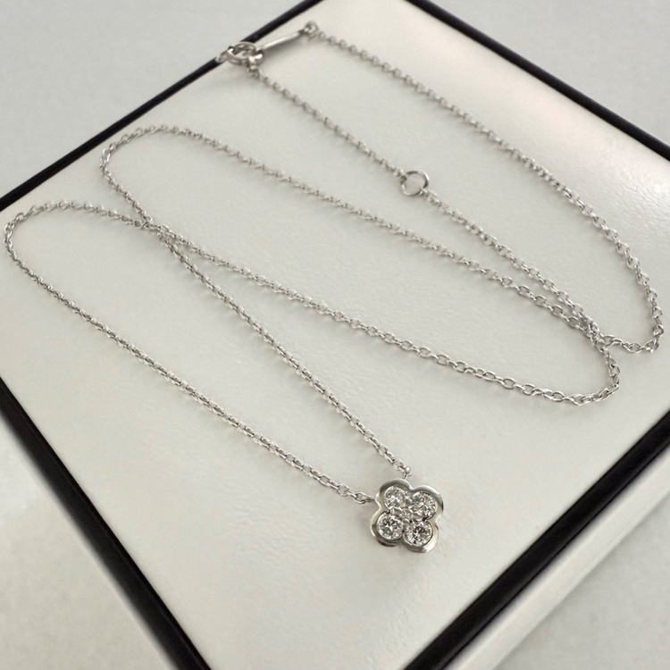 ヴァンドーム青山　プラチナ950 850 ダイヤ0.17ct ネックレス（金・貴金属）の商品画像 - 査定依頼日：2026年3月2日 - 最高査定価格：35,000円