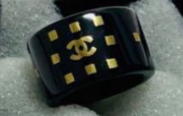 シャネル CHANEL ココマーク リング 箱付き（古着・ファッション）の商品画像 - 査定依頼日：2025年9月22日 - 最高査定価格：15,000円