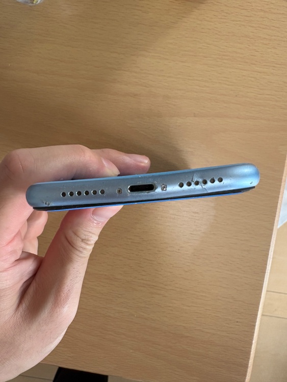 iPhone XR（スマホ）の商品画像 - 査定依頼日：2026年9月23日 - 最高査定価格：12,500円