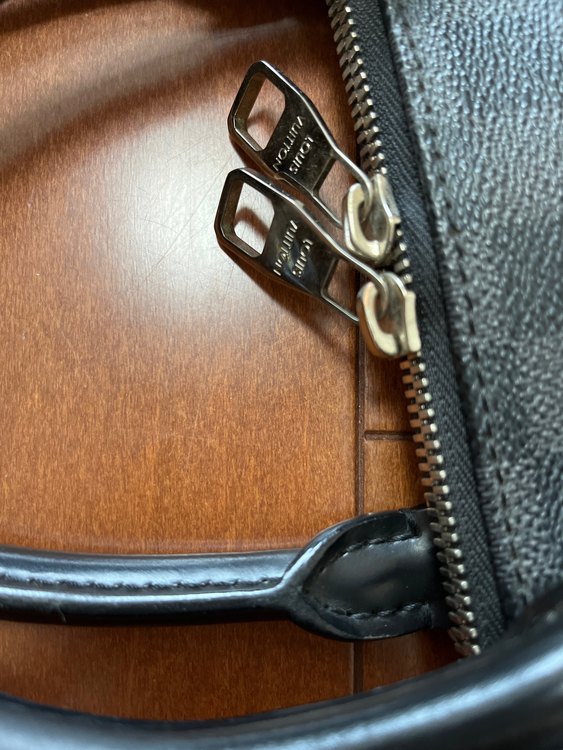 ポルトドキュマン・ジュール（ブランドバッグ）の商品画像 - 査定依頼日：2022年10月9日 - 最高査定価格：65,000円