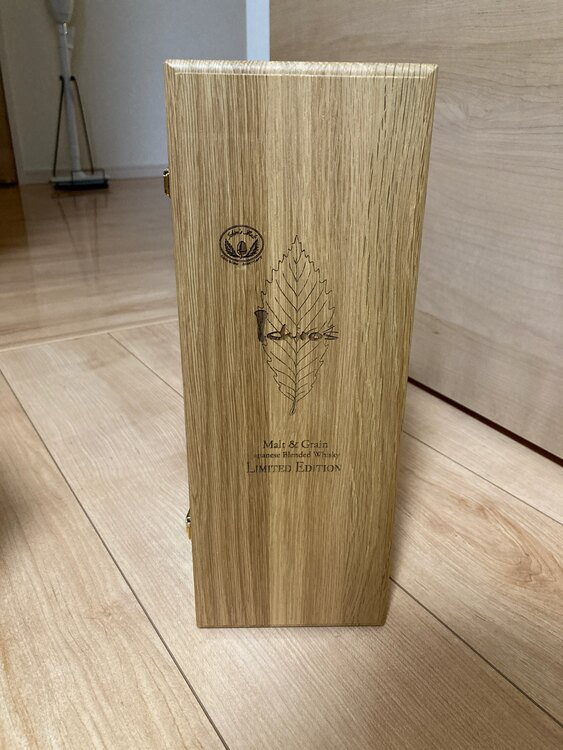 リミテッドエディション2019（お酒）の商品画像 - 査定依頼日：2025年1月8日 - 最高査定価格：145,000円