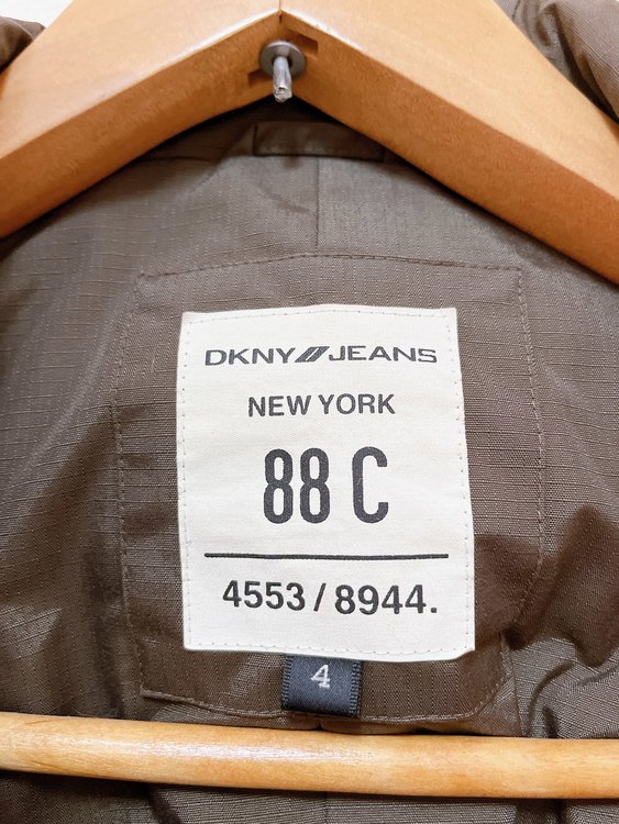DKNY JEANS コート（古着・ファッション）の商品画像 - 査定依頼日：2023年11月8日