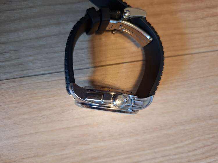 ショパール その他 1386589（高級時計）の商品画像 - 査定依頼日：2025年5月2日 - 最高査定価格：420,000円