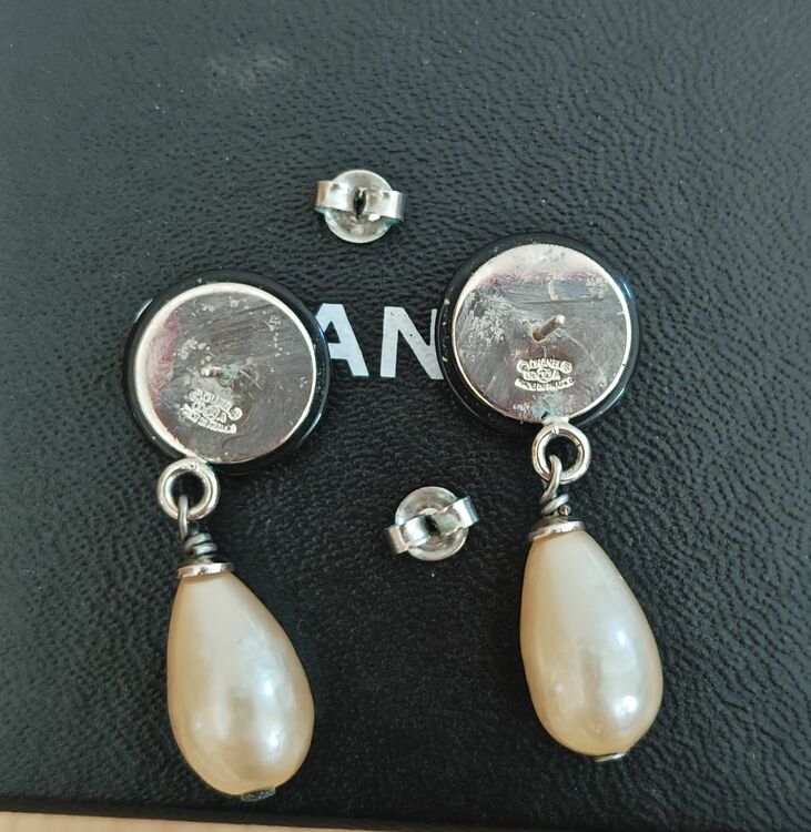 シャネルピアス（ブランド財布・小物）の商品画像 - 査定依頼日：2025年8月28日 - 最高査定価格：30,000円